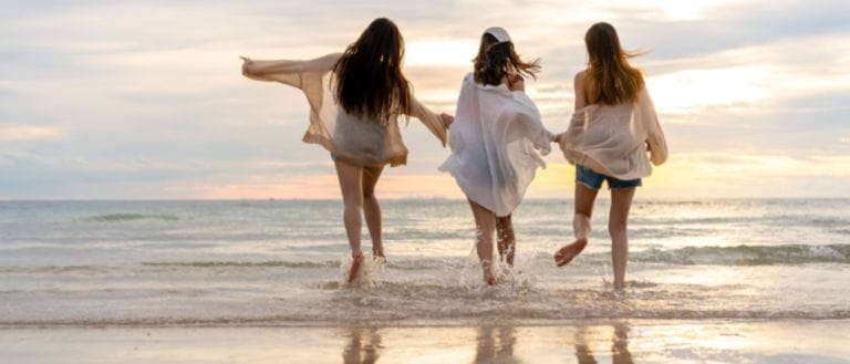 5 Women-Only Beaches Around UAE!